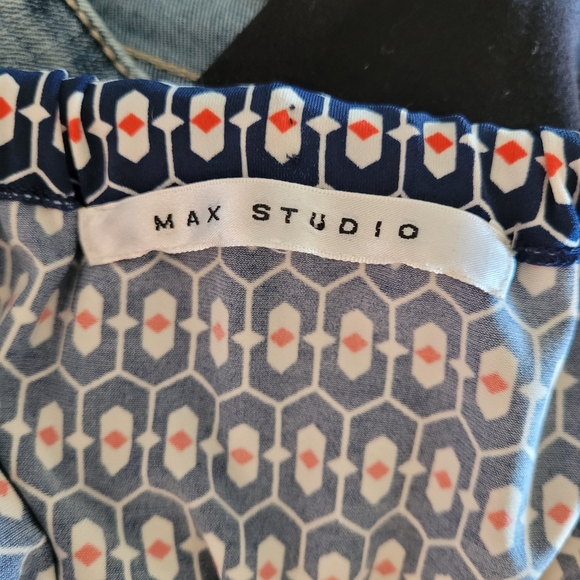 Max Studio Dress - Picture 2 of 4